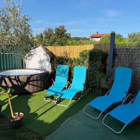 Apartament Ari And Bonnie - Cozy With Roof Terrace *